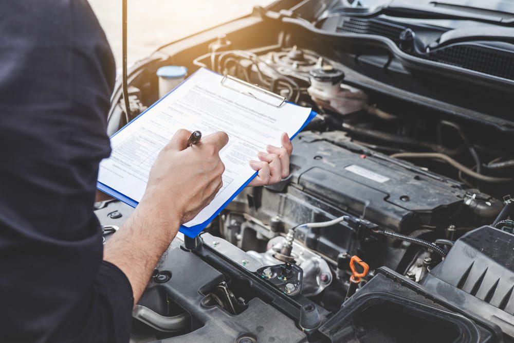 Wartung und Inspektion Autowerkstatt Grünwald