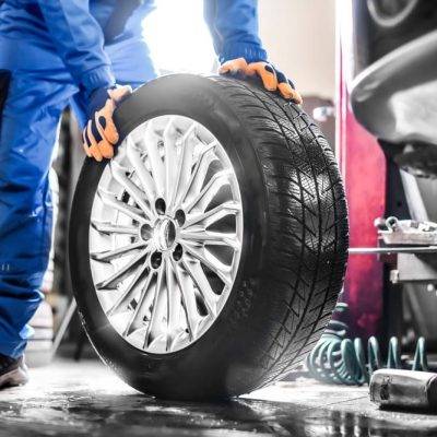 Reifenwechsel und Reifeneinlagerung in der Autowerkstatt Grünwald